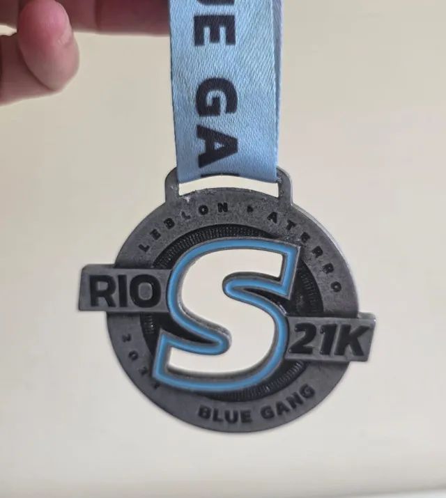 Medalha oficial Rio 21K Leblon Aterro - 2022 - Foto 2