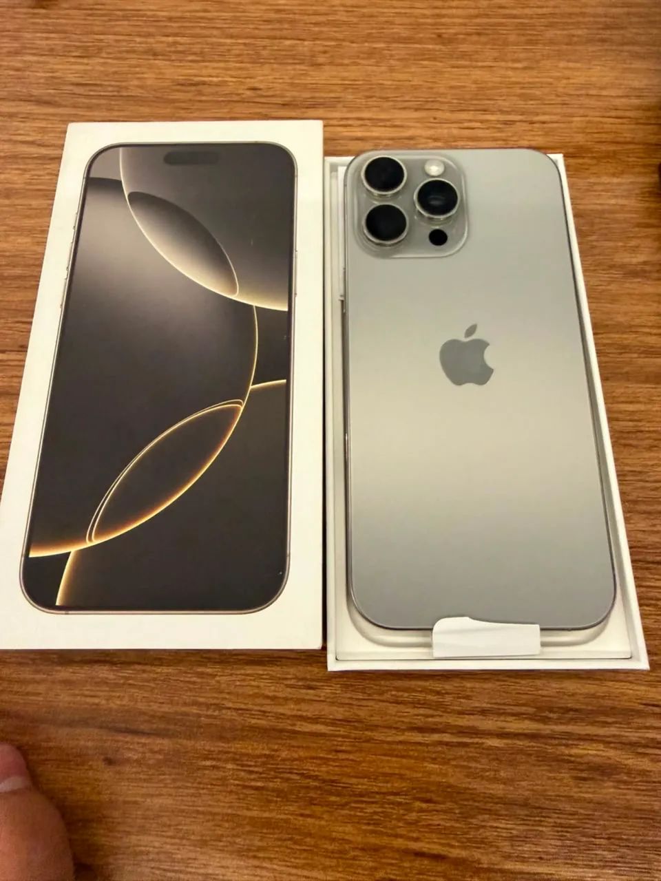 Iphone 16 pro Max 256 gb - Foto 2