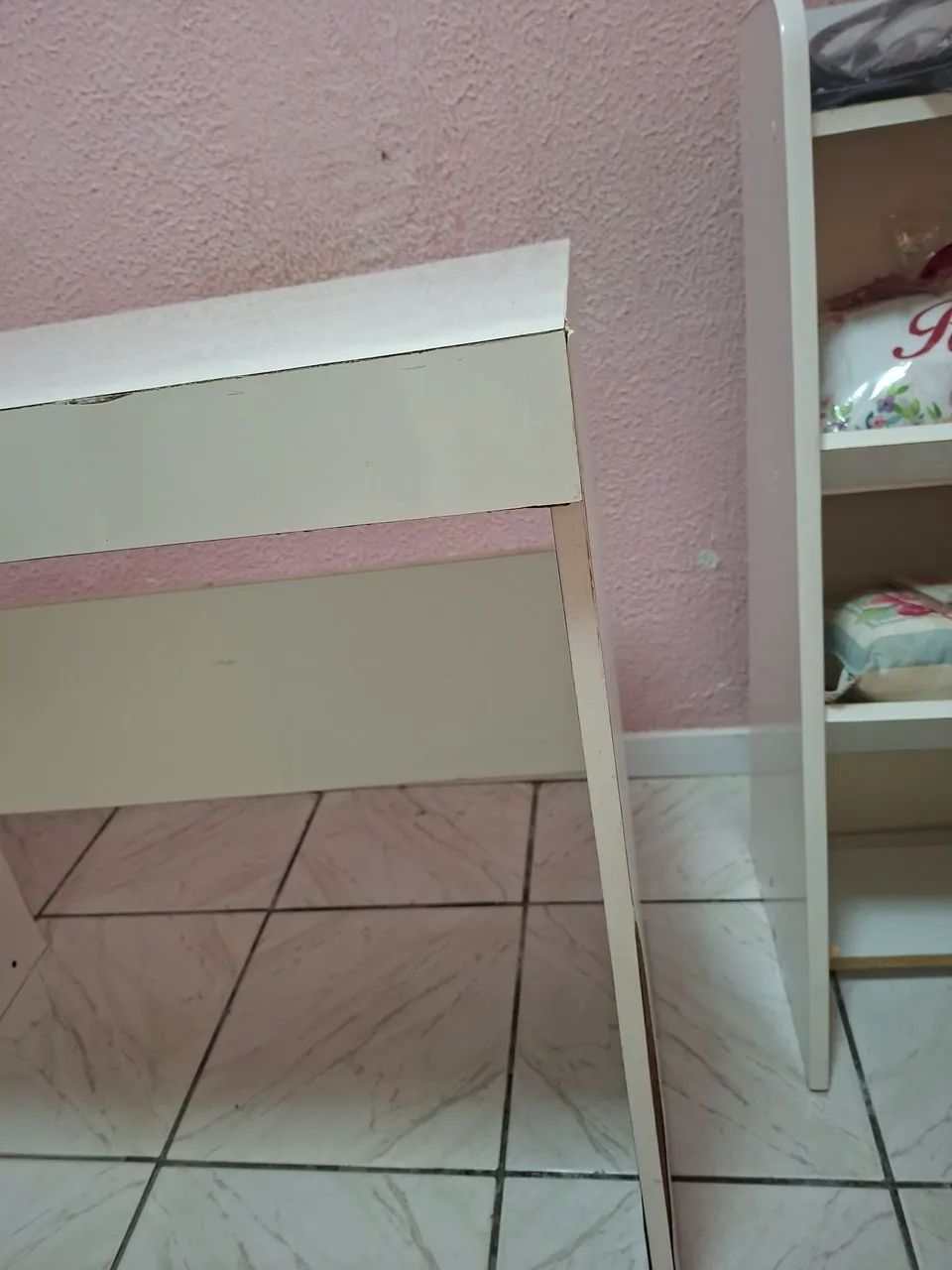 Escrivaninha 4 gavetas - Foto 4