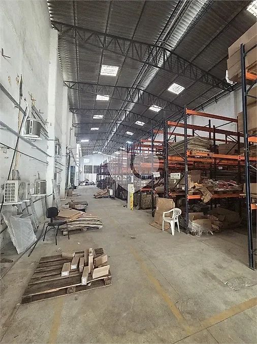 Loja Térrea Comercial - 2285m², Barro Duro - Foto 2