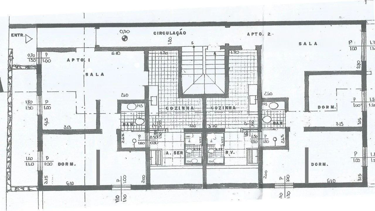 Prédio residencial / comercial + estacionamento + terreno - Foto 3