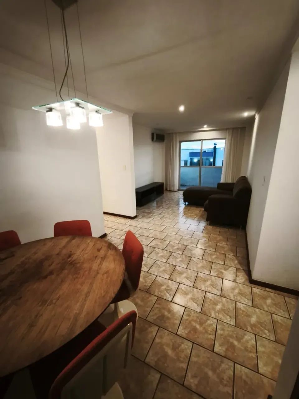 Apartamento para aluguel tem 110 metros quadrados com 3 quartos - Foto 2