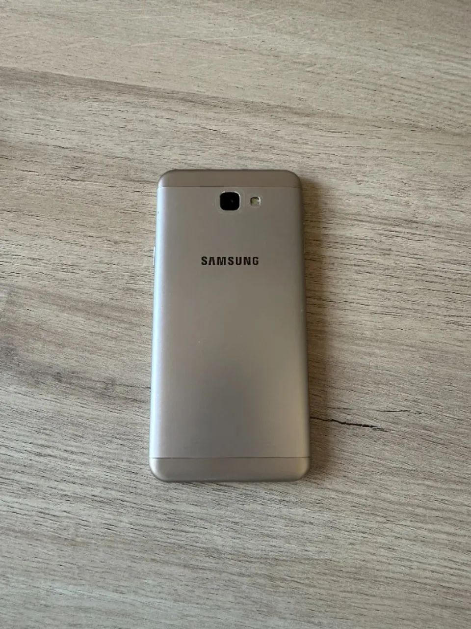 Celular Samsung Galaxy J5 - Foto 2