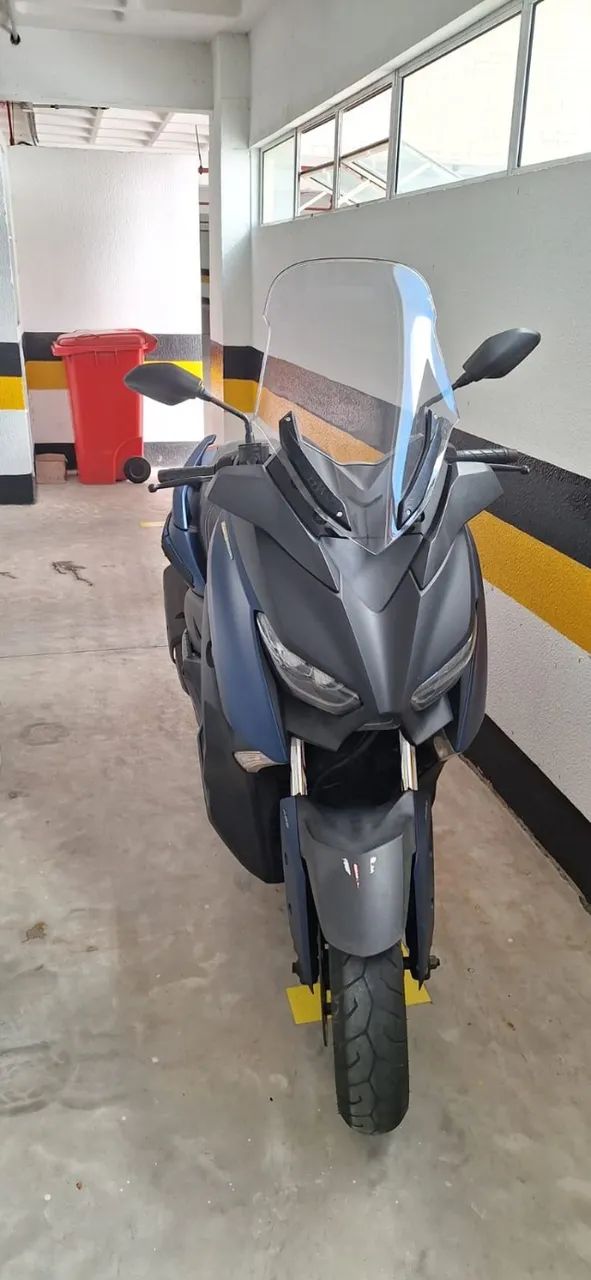 VENDO XMAX QUITADA E TOTALMENTE REVISADA
