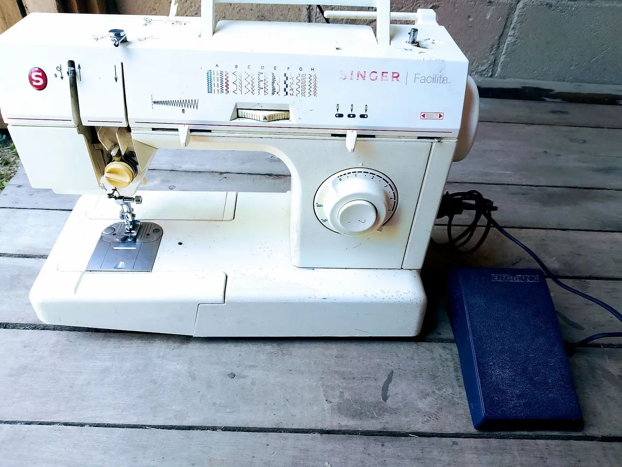 Máquina de costura 