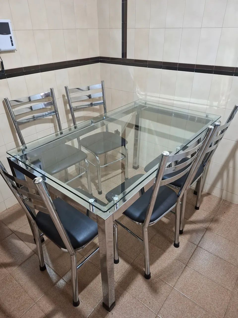 Mesa de vidro cromada