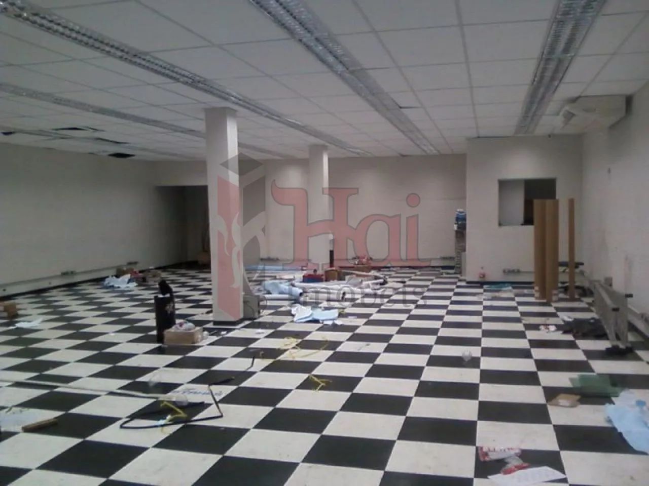 LOCAÇÃO - EXCELENTE PRÉDIO , 550 m² no BOM RETIRO - Foto 4