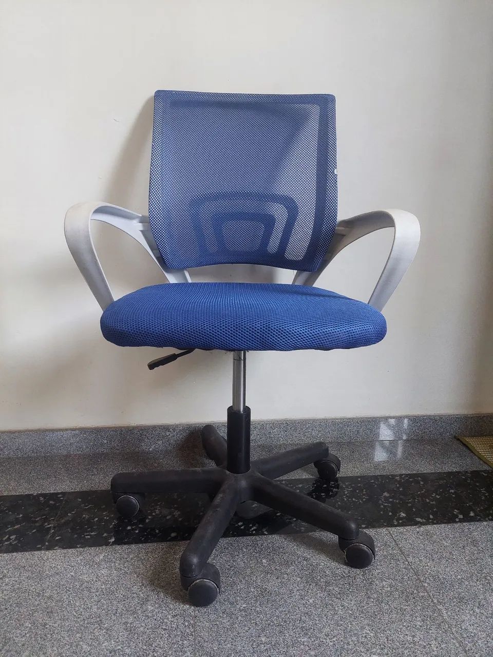 Cadeiras de escritório  - Foto 3
