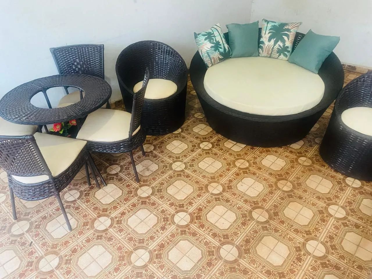 Jogo de mesa e Chese de área externa  - Foto 4