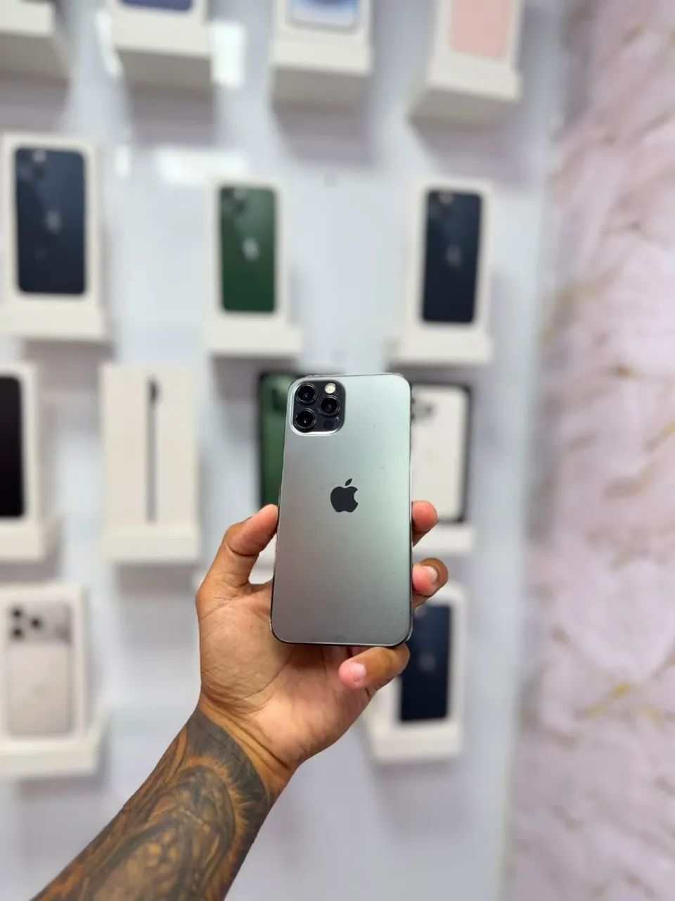 IPHONE 12 PRO 128GB<br>R$ 1.999