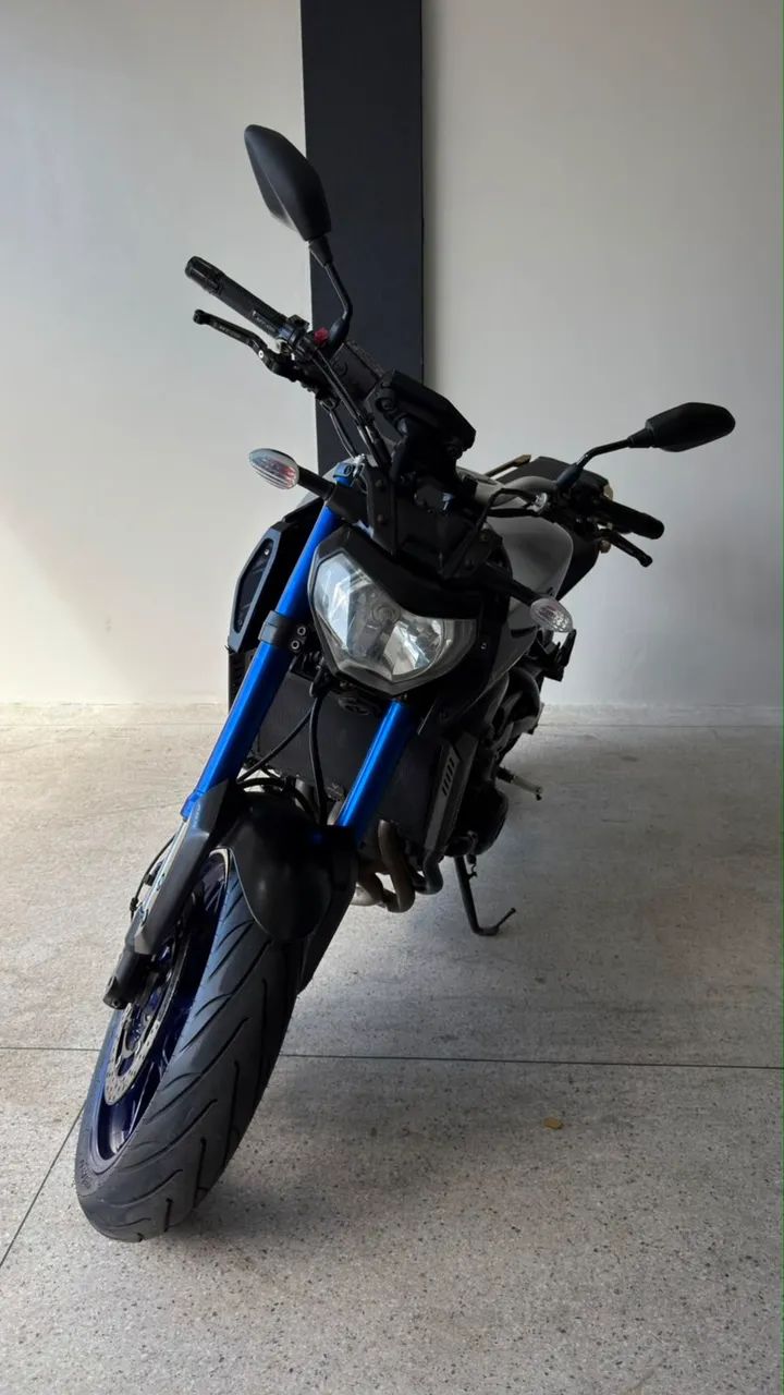 YAMAHA MT09 2017 - Foto 5