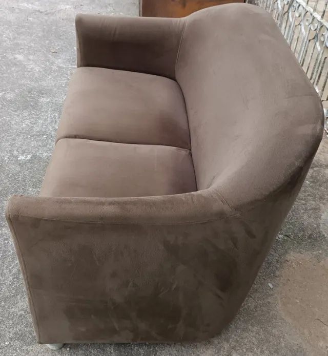 Small 2-Seater Sofa65573815245313122
