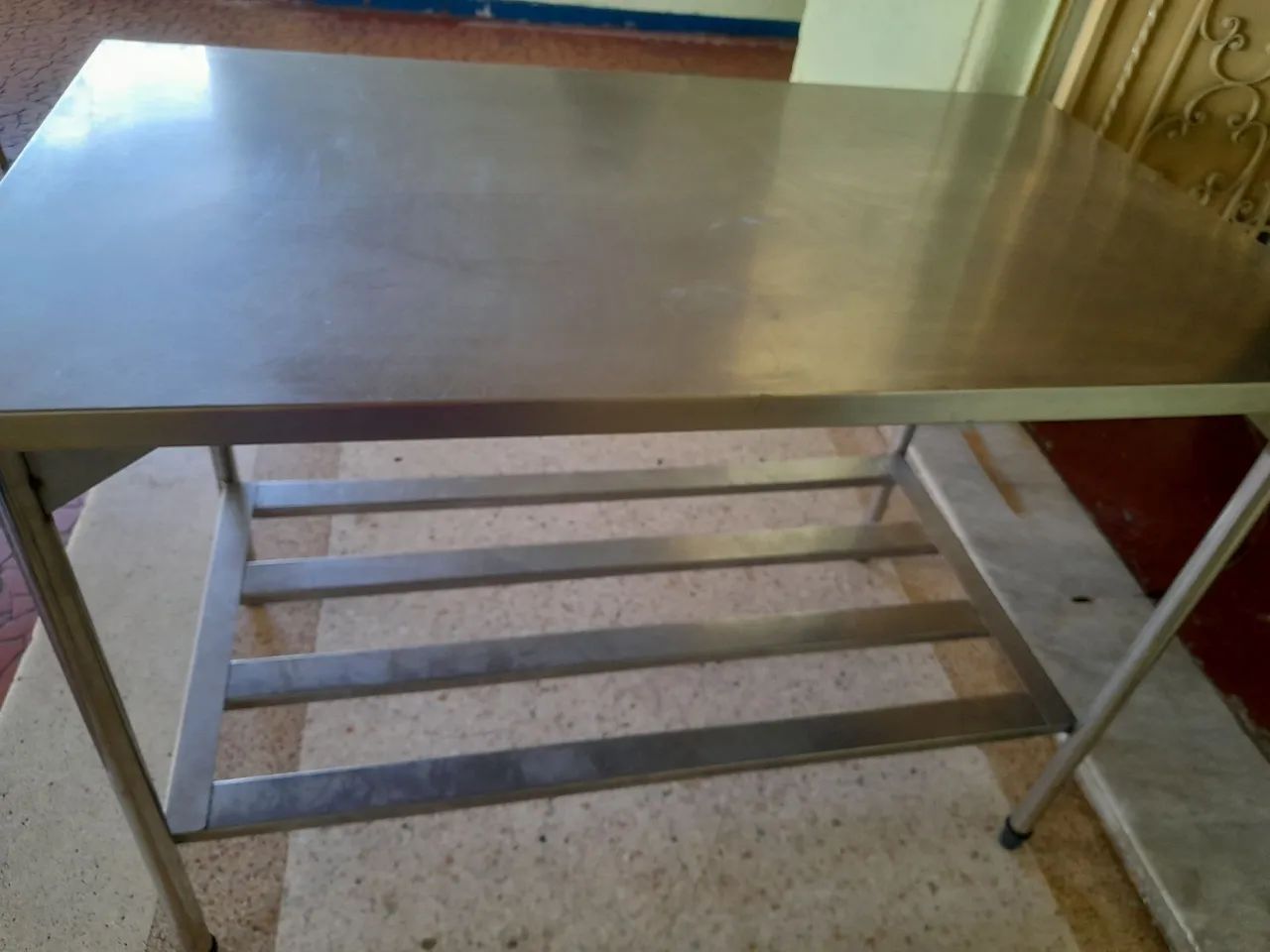 Mesa de inox 120 por 70cm  - Foto 2