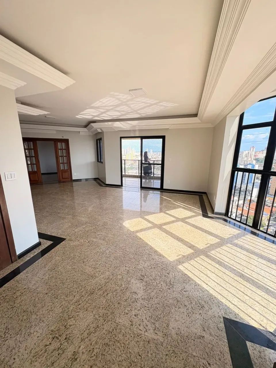 AS - Edifício Topázio  - 1 apto por andar