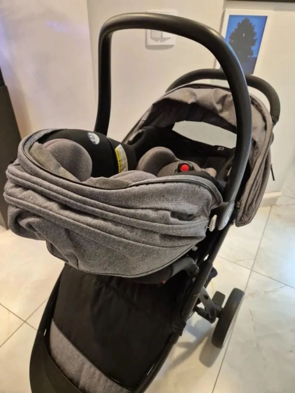 Carrinho Evenflo Gold Verge 3 + Bebê Conforto e Base - Foto 4