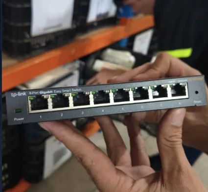 Switch - TP-Link Usado TL-SG108E - Foto 2