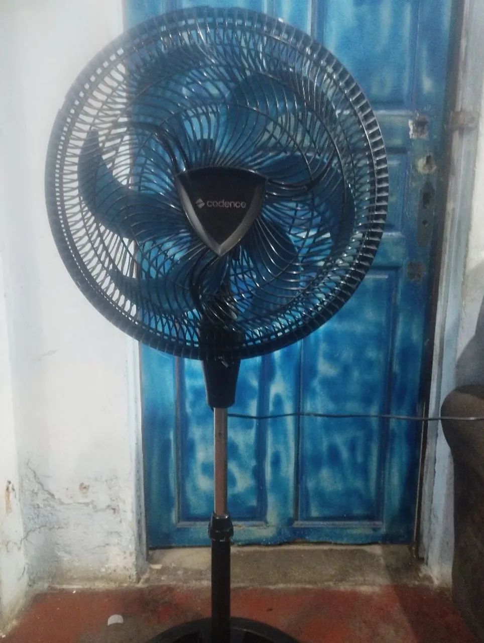 Ventilador de pé 