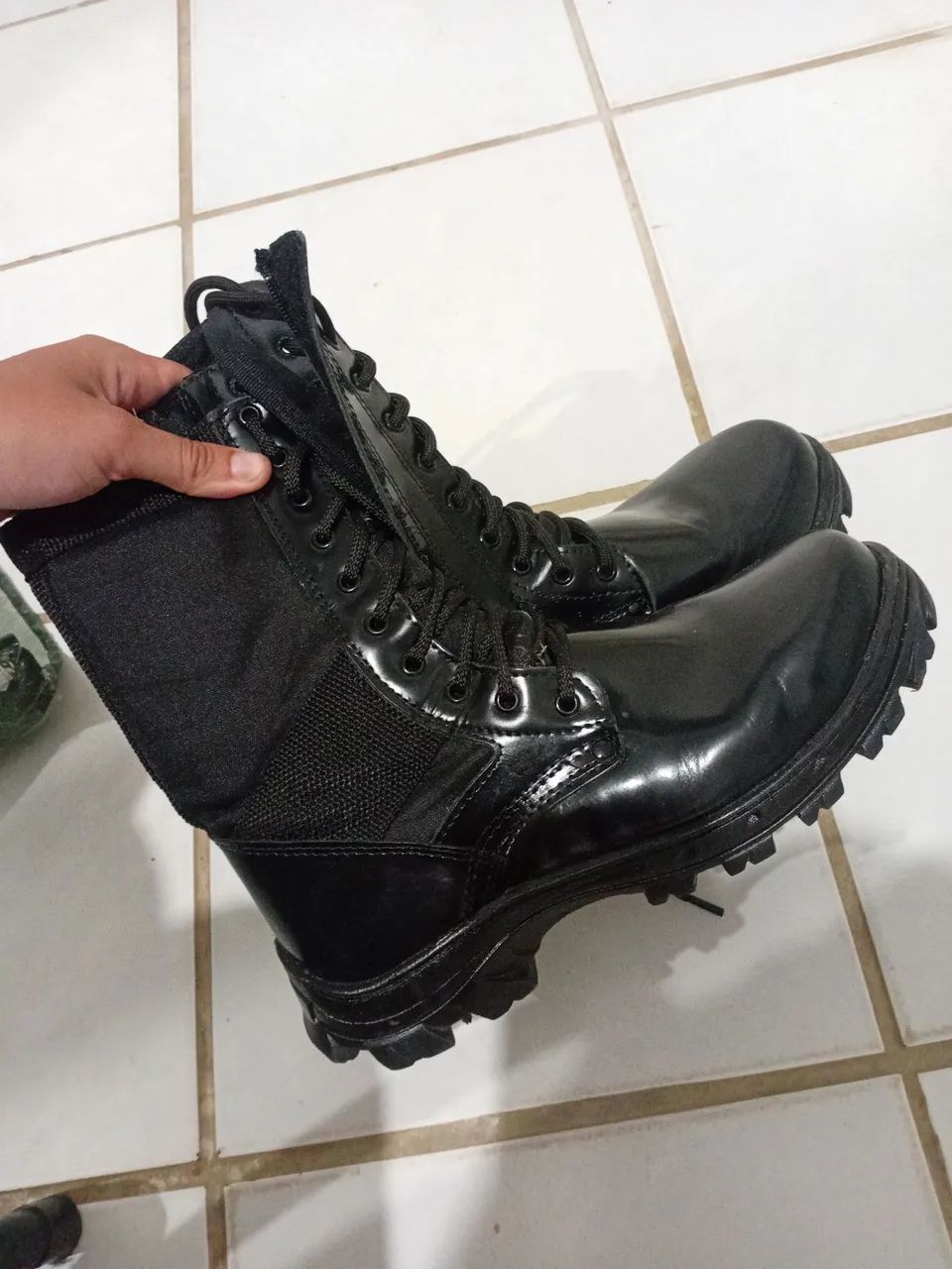 Coturno Militar Pricer Troller com zíper. Tamanho 40