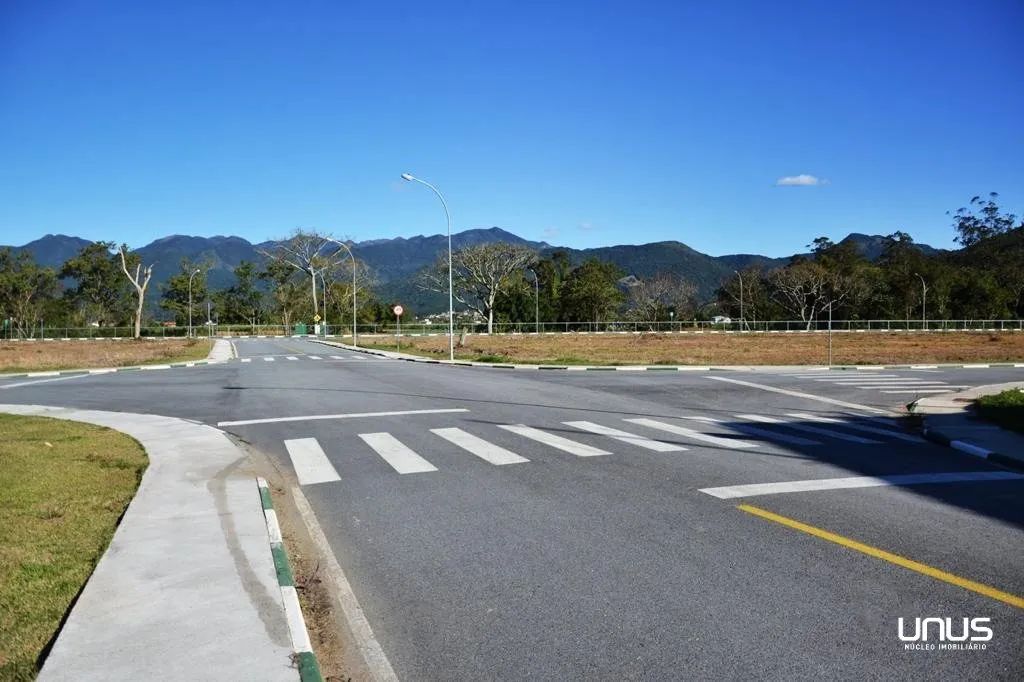 Terreno em Santo Amaro da Imperatriz