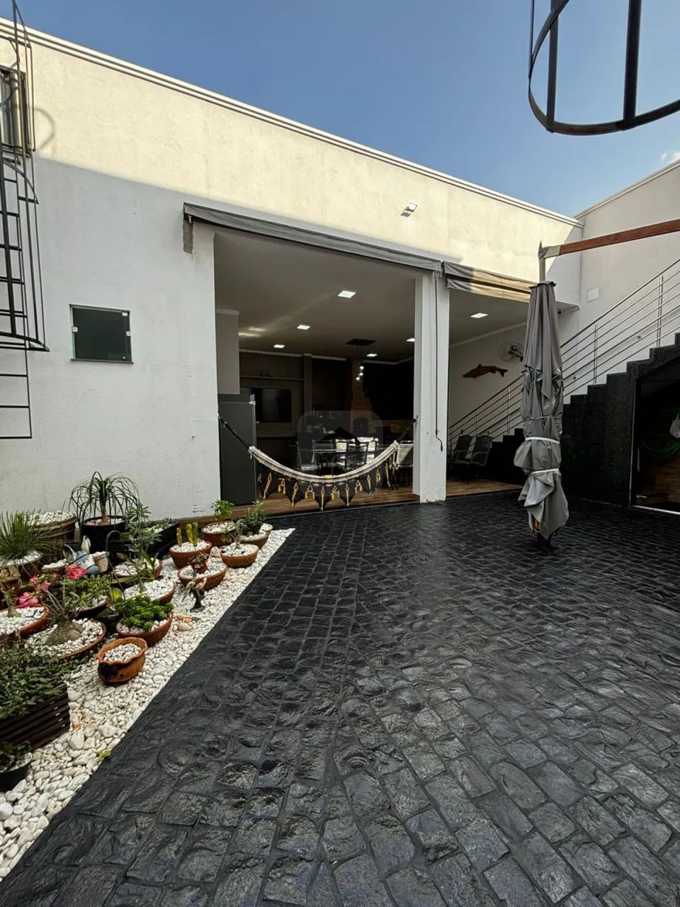 Casa à Venda com Sala Comercial No Bairro Jardim Canaã - Foto 2