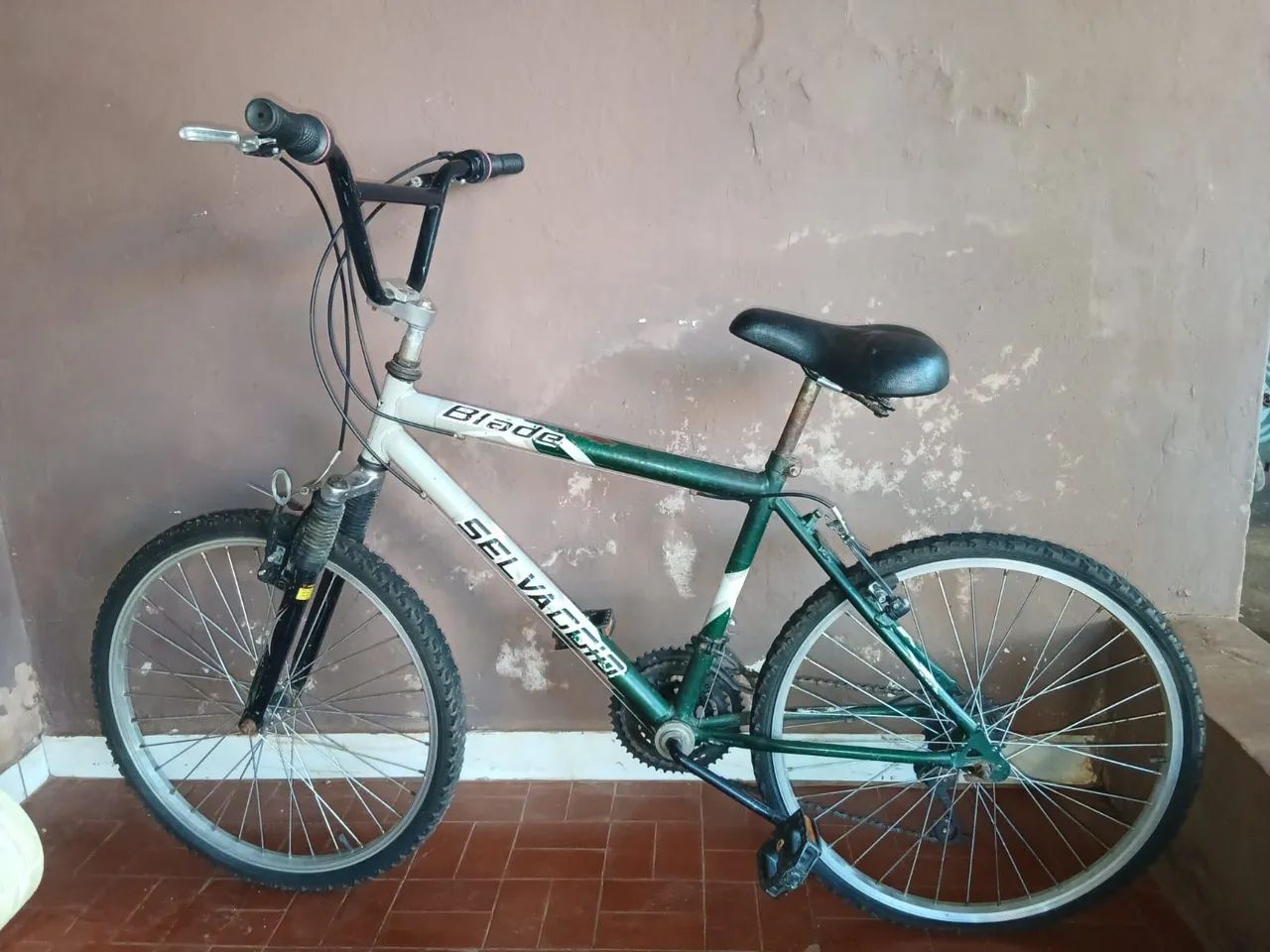 Bicicleta usada Aro 24 - Foto 2