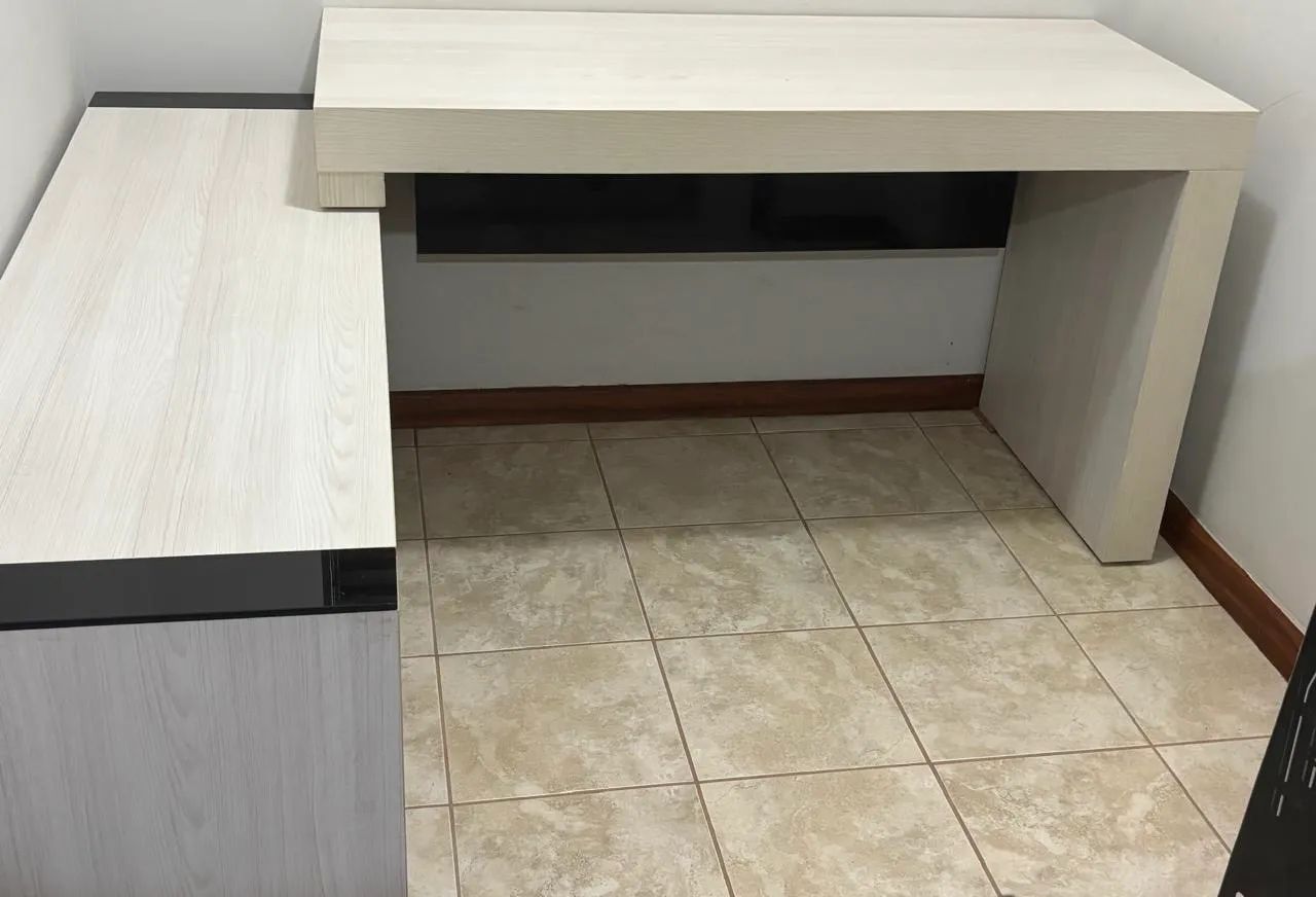 Mesa para escritório - Foto 2