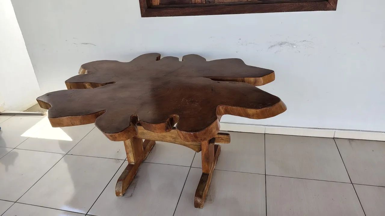 Mesa de madeira maciça rústica - peça única - Foto 2