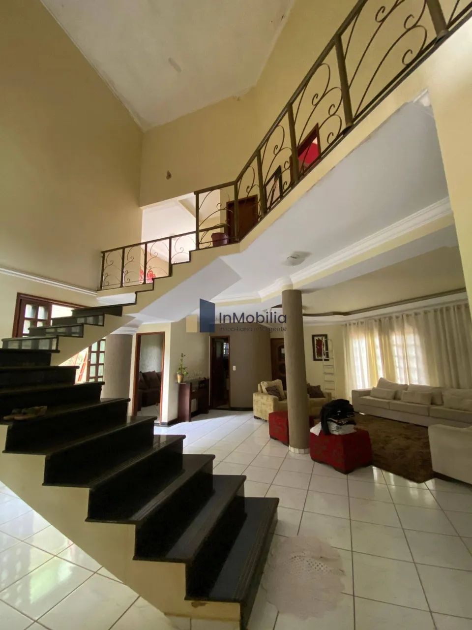 Casa Sobrado de rua - Jardim Brasil - Goiania