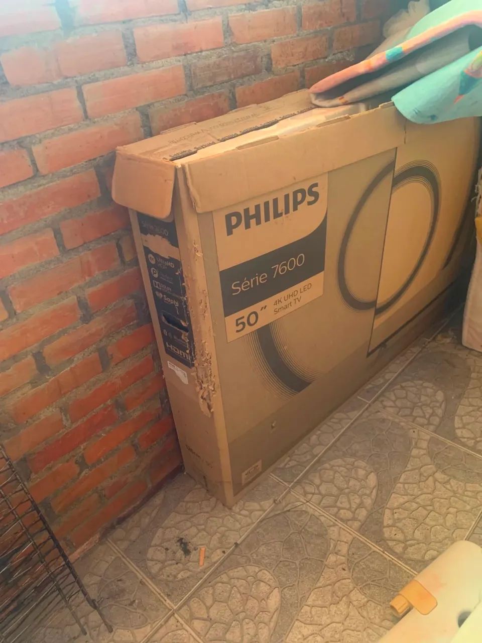 Tv Philips 59 polegadas quebrada  - Foto 3