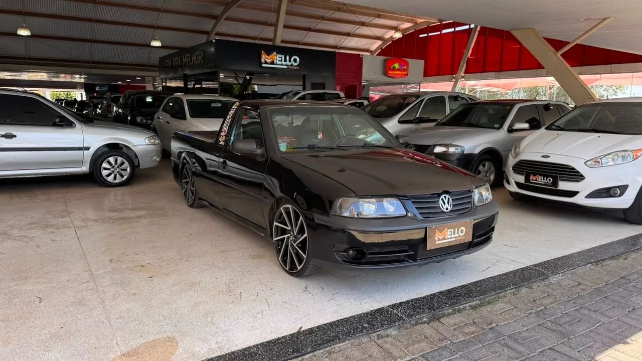Volkswagen Saveiro FUN 1.8 99cv/ City E S.surf 1.6 2001