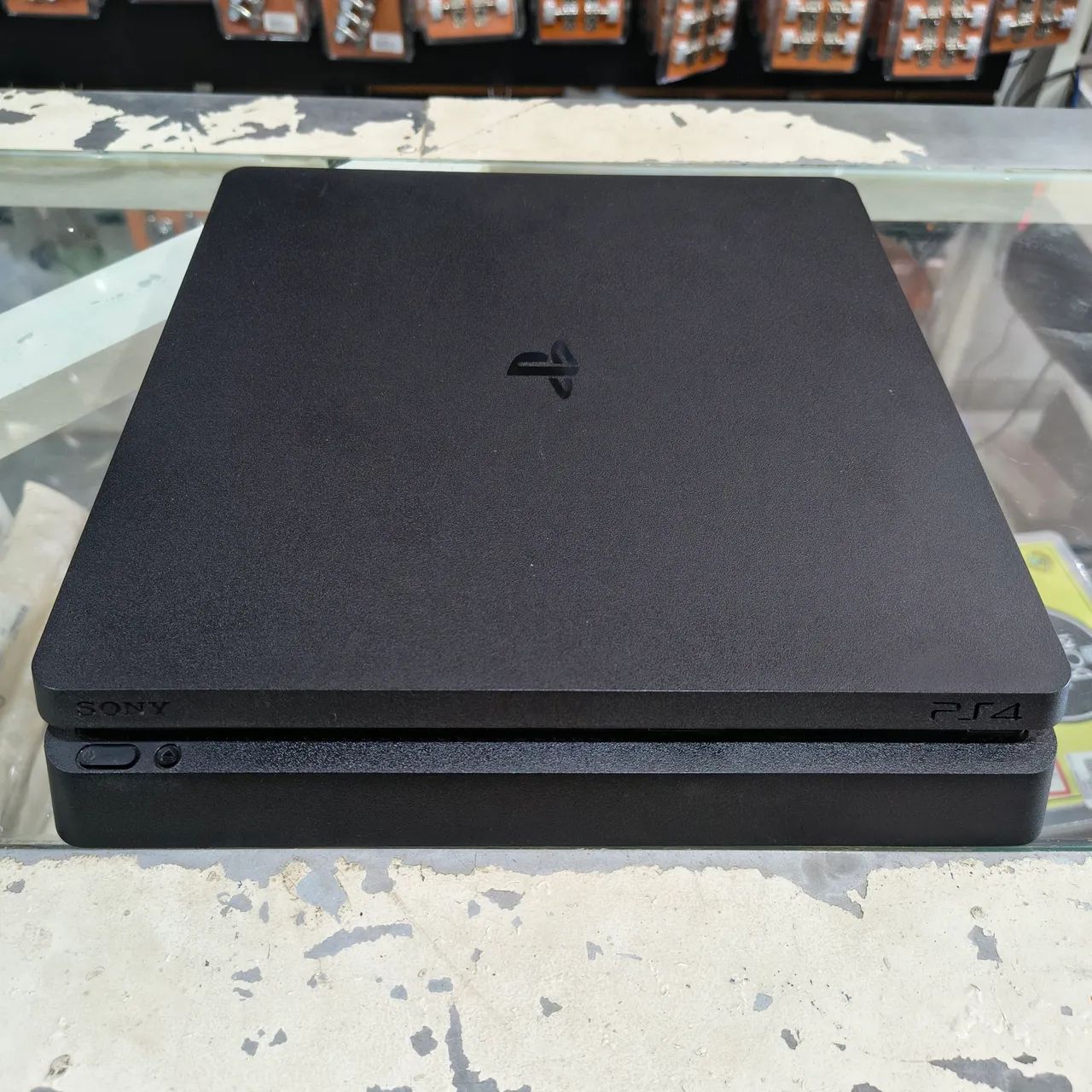 PS4 1TB com Controle original 