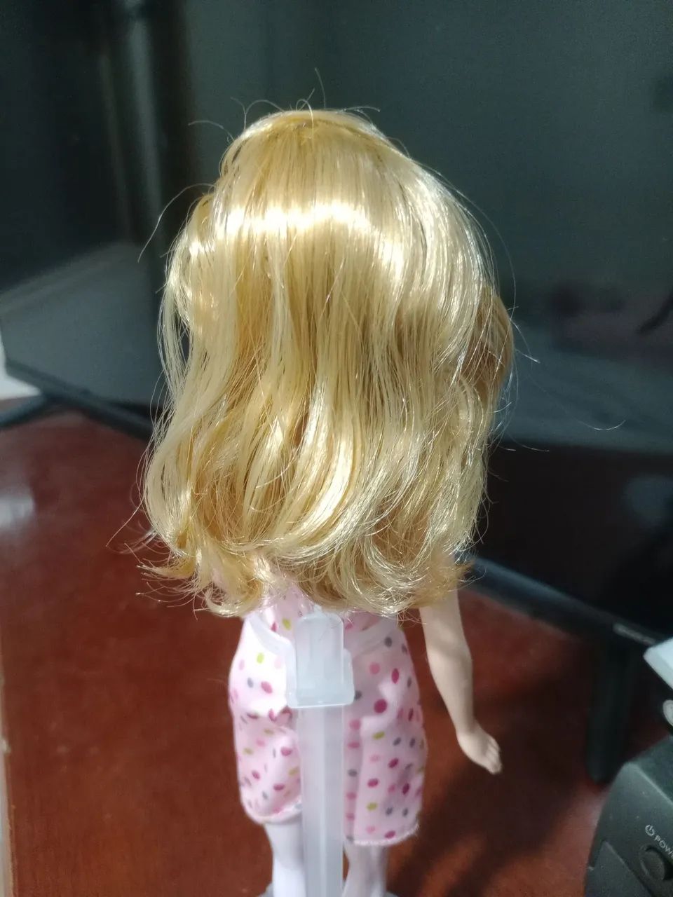 Linda boneca Barbie loira  - Foto 3