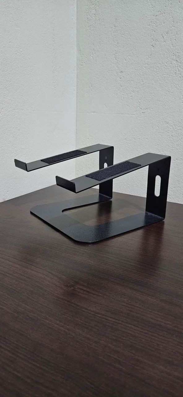 Suporte de metal para notebook