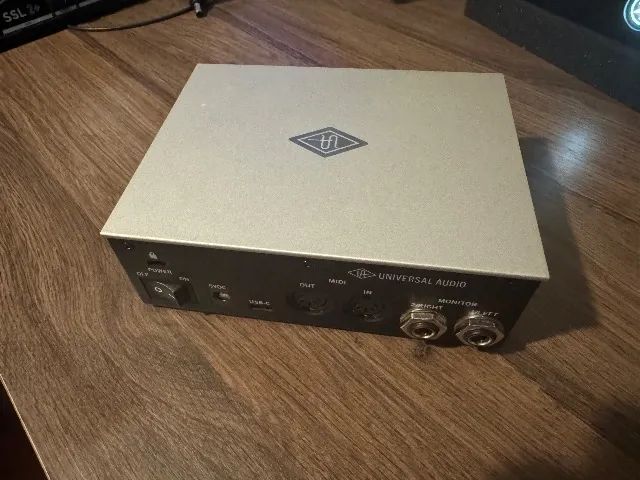Universal Audio Volt 1 - Interface de Áudio - Equipamentos e