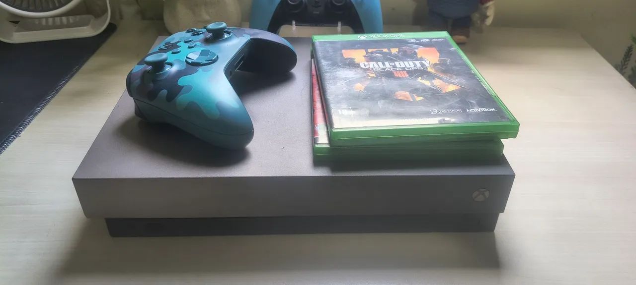 XBOX ONE X GOLD RUSH