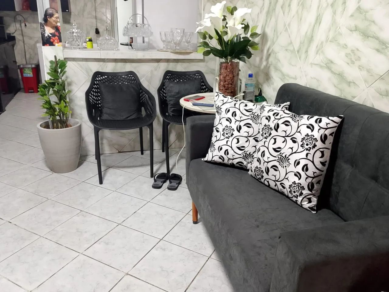 vendo esse sofá  - Foto 2