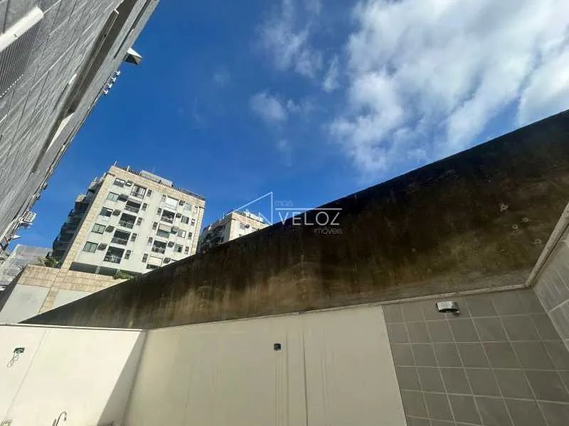 Studio : / Residencial / Gávea