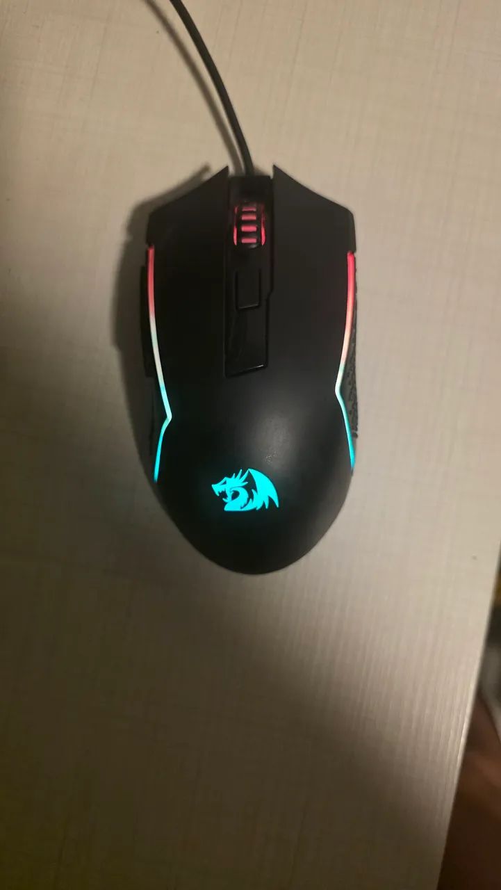 Mouse Red Dragon rgb preto com fio