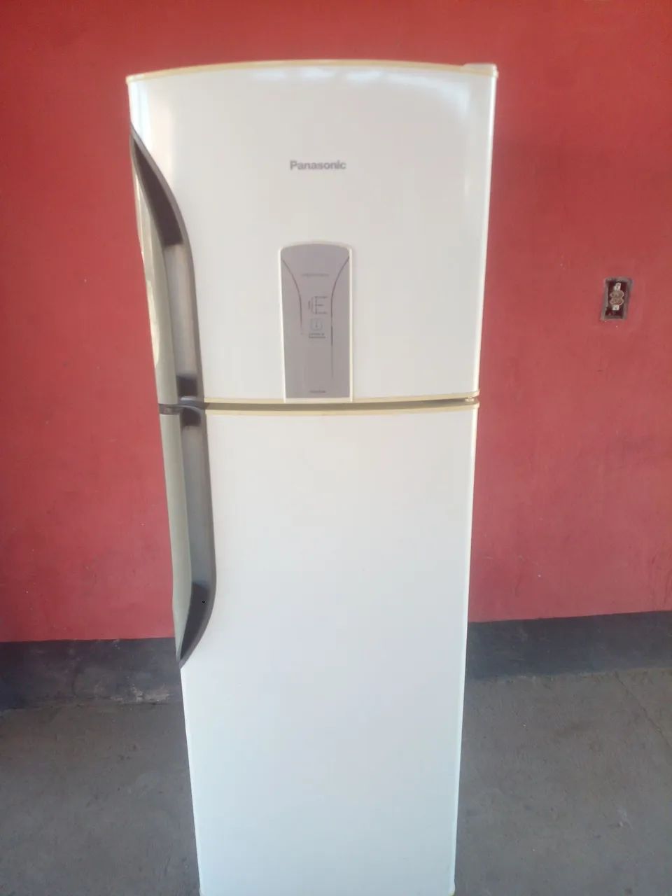 Geladeira duplex Panasonic semi nova  - Foto 4