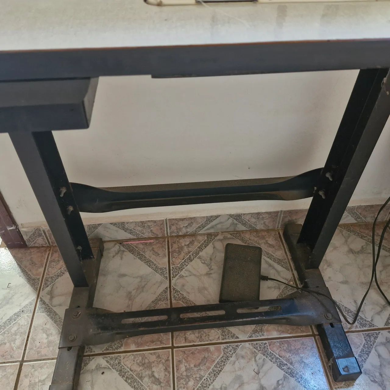 Máquina de costurar - Foto 2