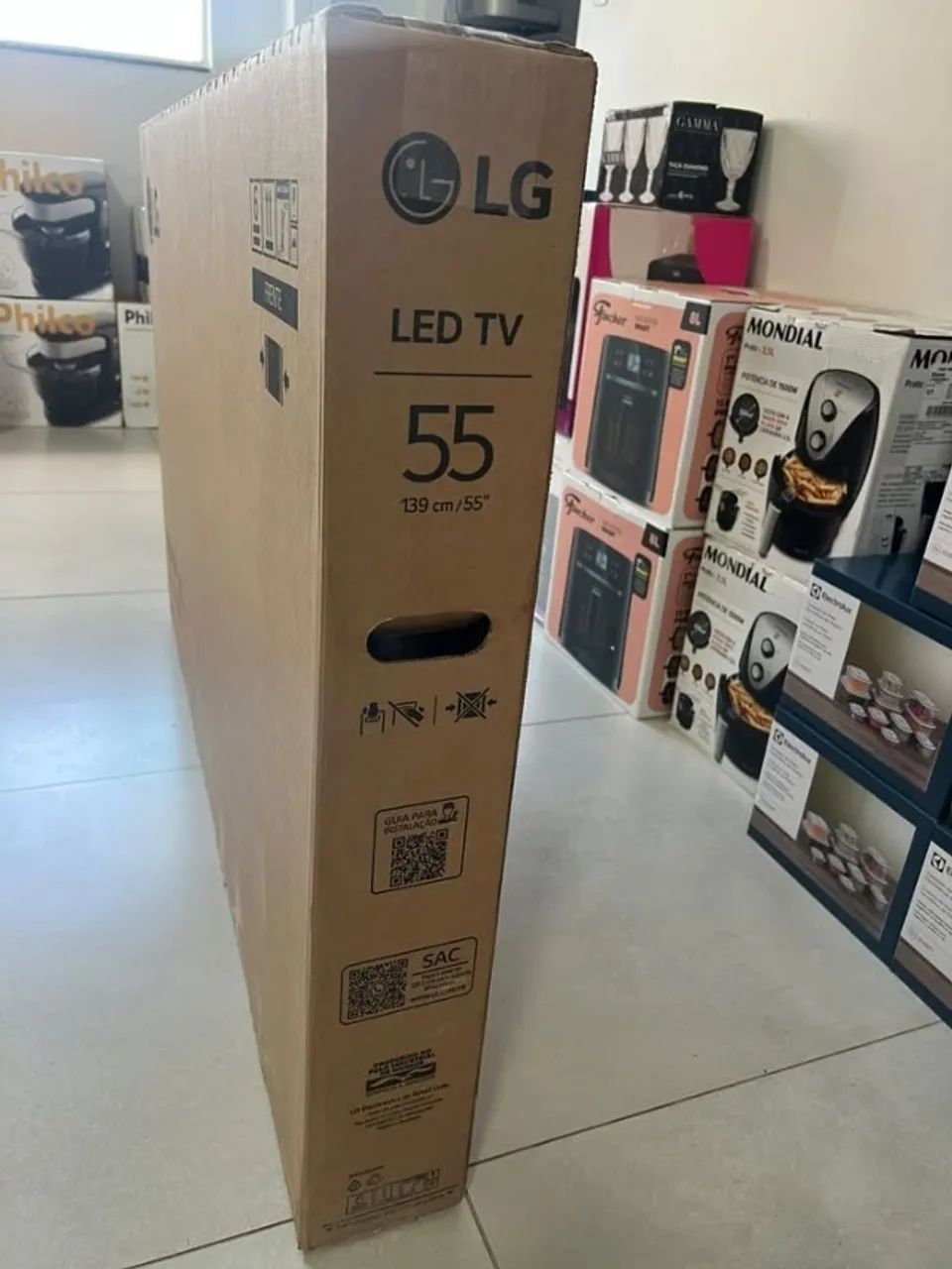 Smart TV Profissional 4K 55 POLEGADAS LG UHD 55AU801 - FAZEMOS ENTREGAS] - Foto 2