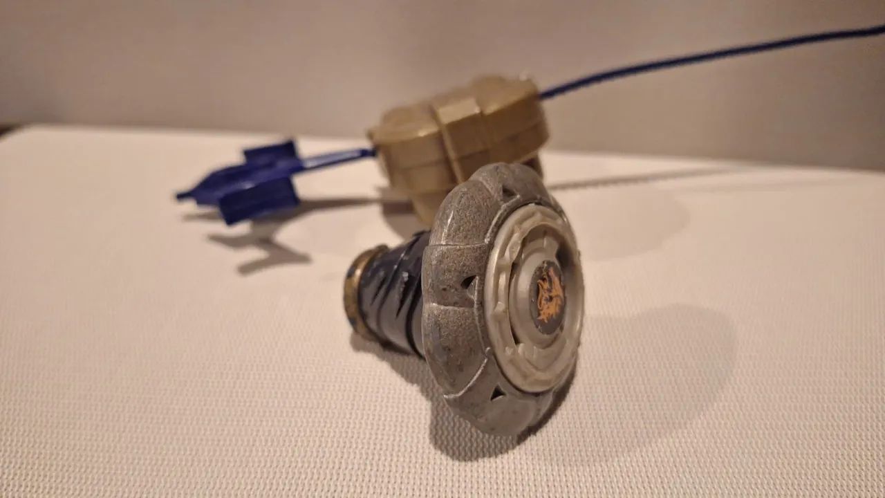 Beyblade Tornado L-Drago