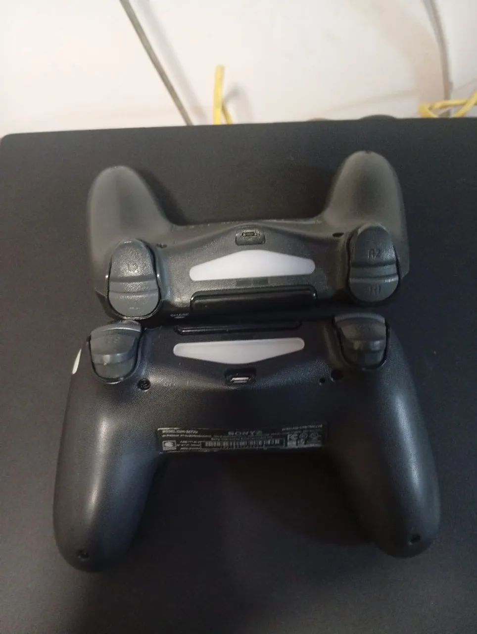 Ps4 pro 1tb - Foto 3