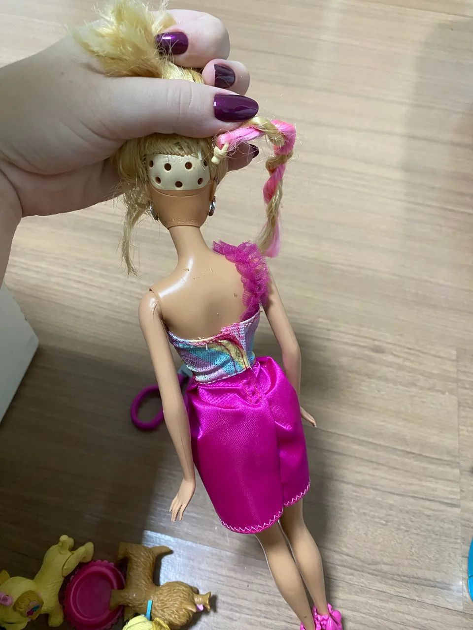 Barbie corte e estilo de 2011 - Foto 2