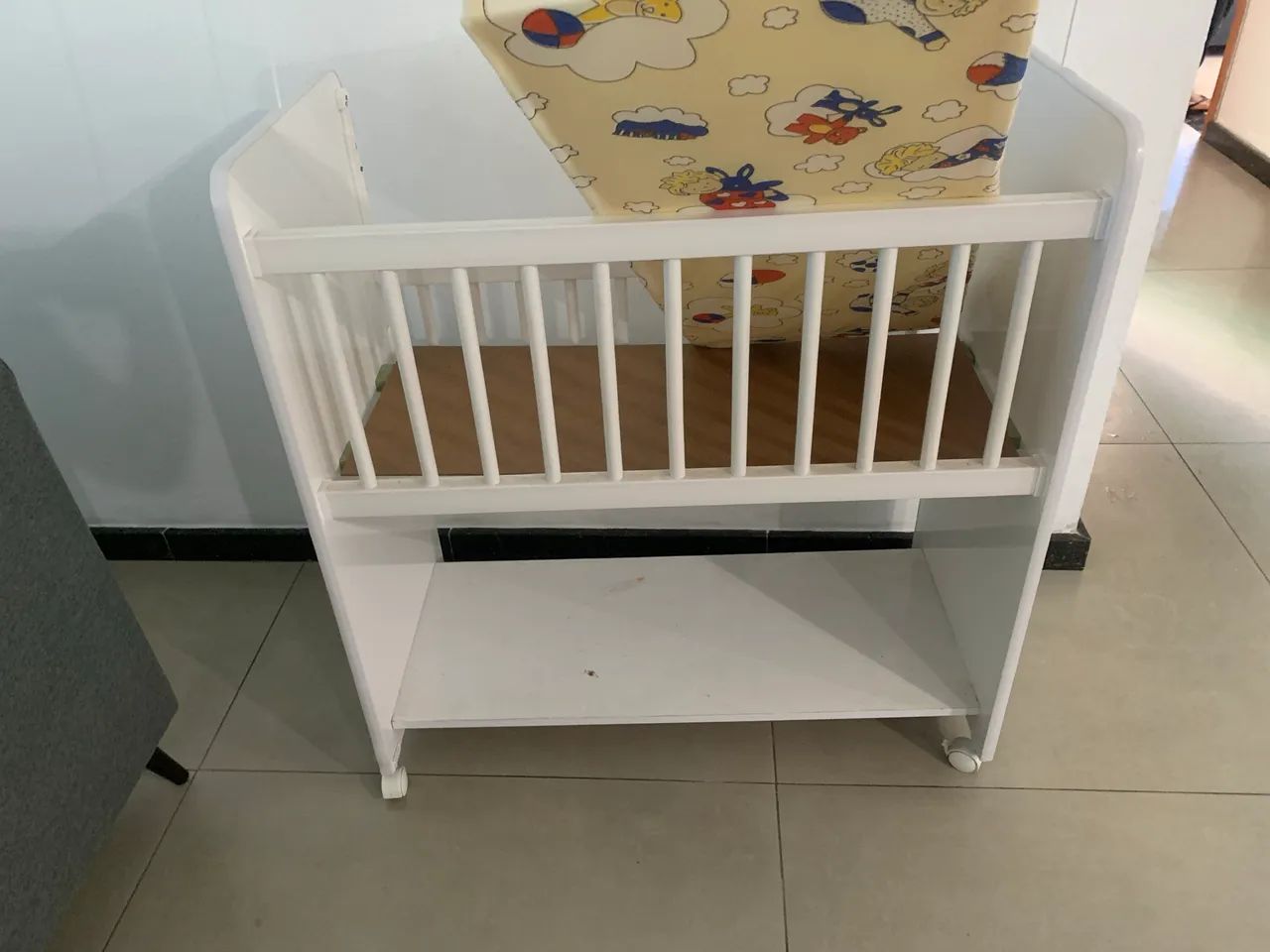 Vendo mini berço nunca usado  - Foto 3
