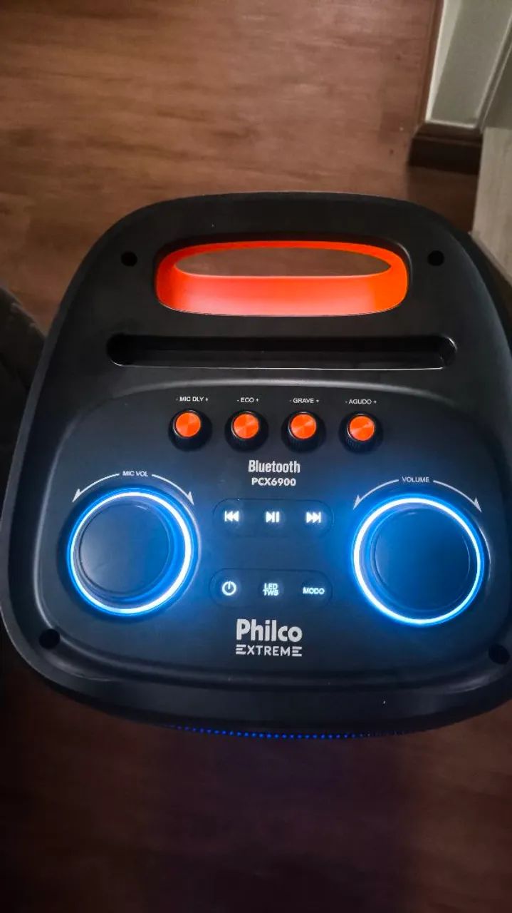 Caixa de som Philco 1200W com 2 Microfones sem fio  - Foto 2