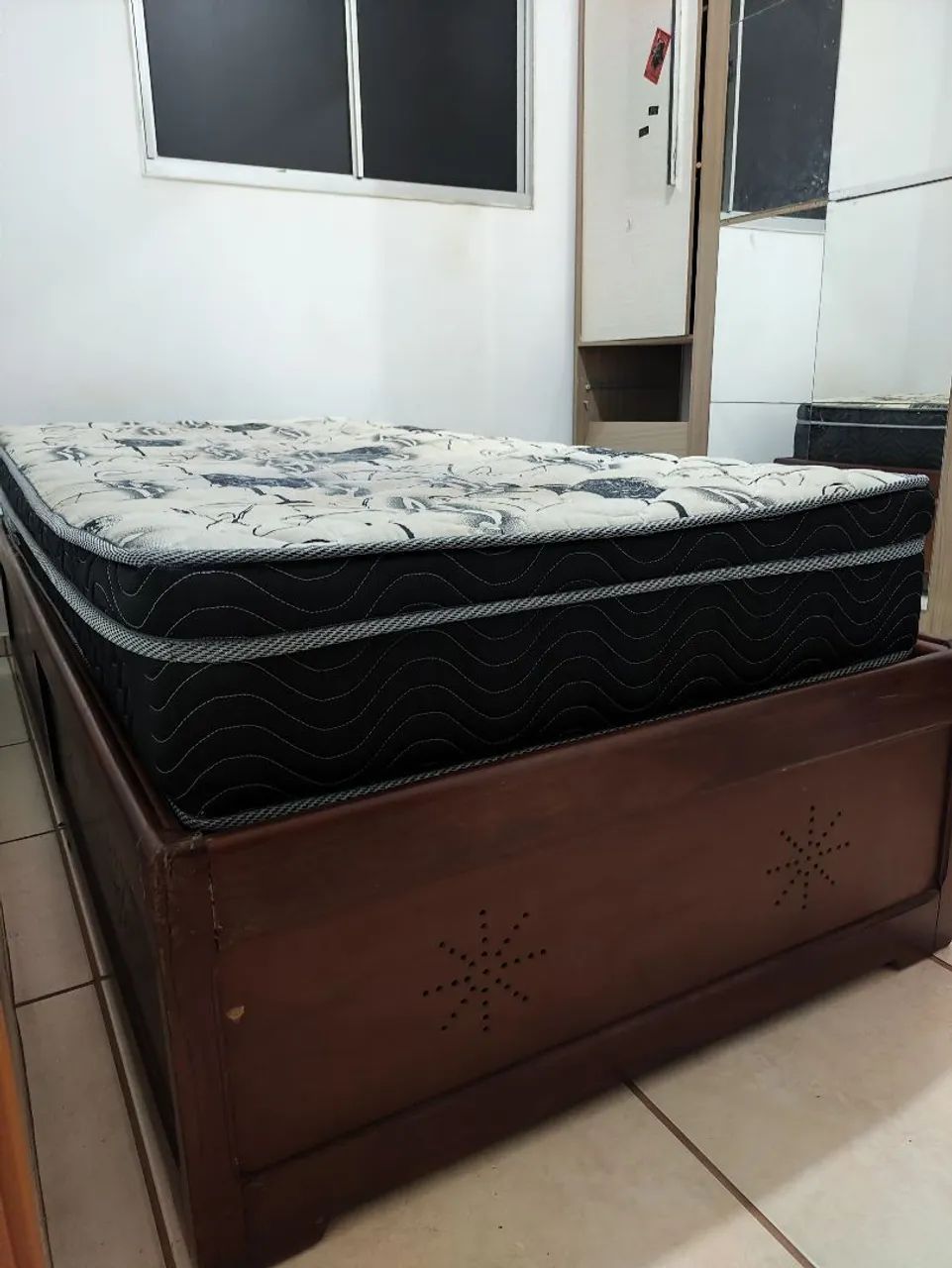 Cama de solteiro com gavetas e colchão ortopédico  - Foto 3