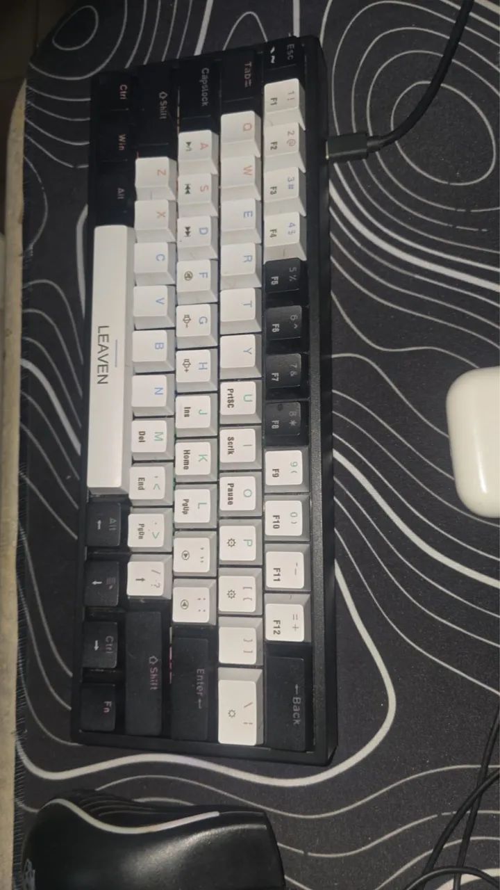 Teclado Leaven 60%  k620 