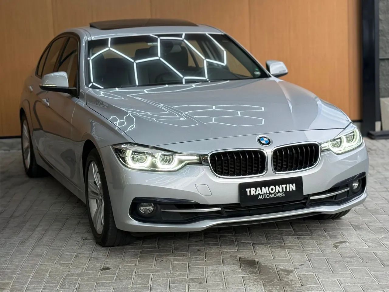 BMW 320I A 2.0 Turbo/activeflex 16V 184cv 4P 2017 - Foto 5
