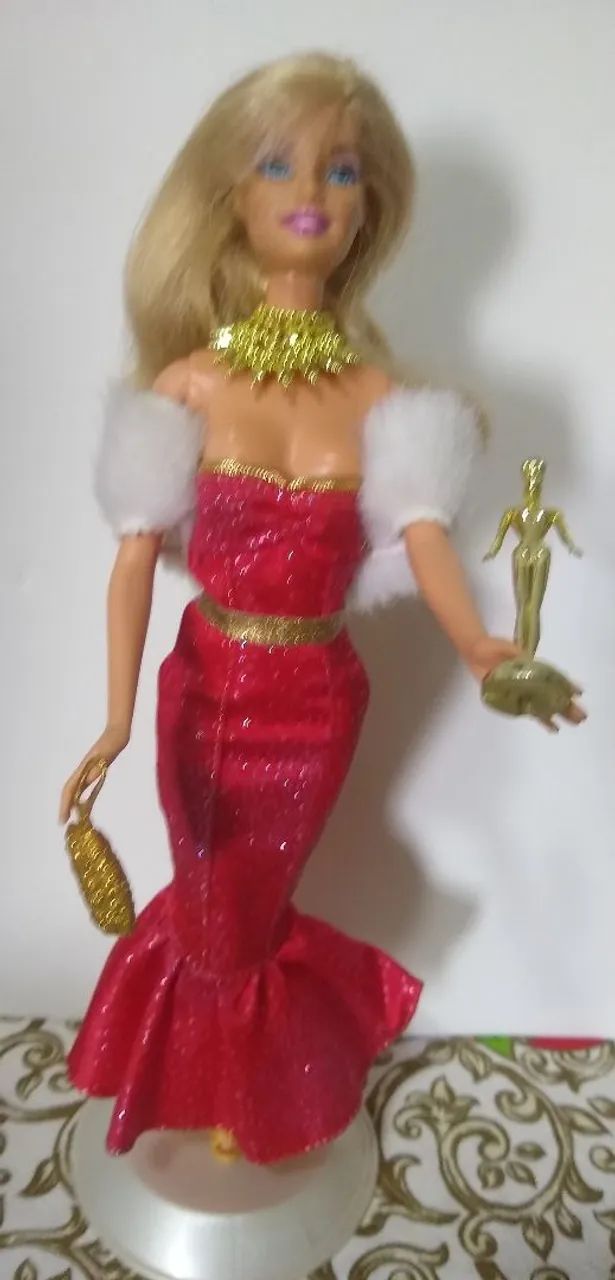 Vendo boneca Barbie 